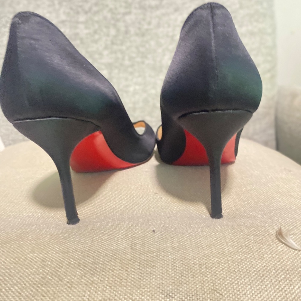 Pumps - Picture 4 of 9